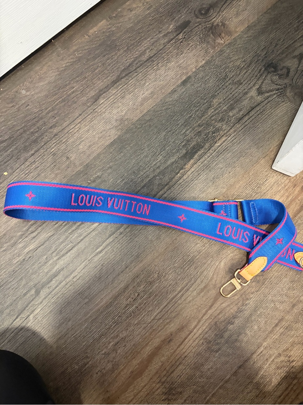 Designer Logo Bag Strap with Gold Hardware - Picture 3 of 4
